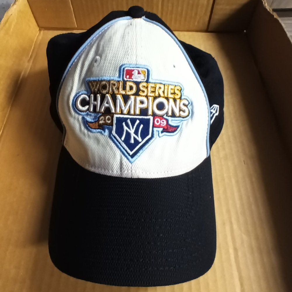 New York Yankees New Era 39Thirty 2009 World Series Champions Fitted Hat